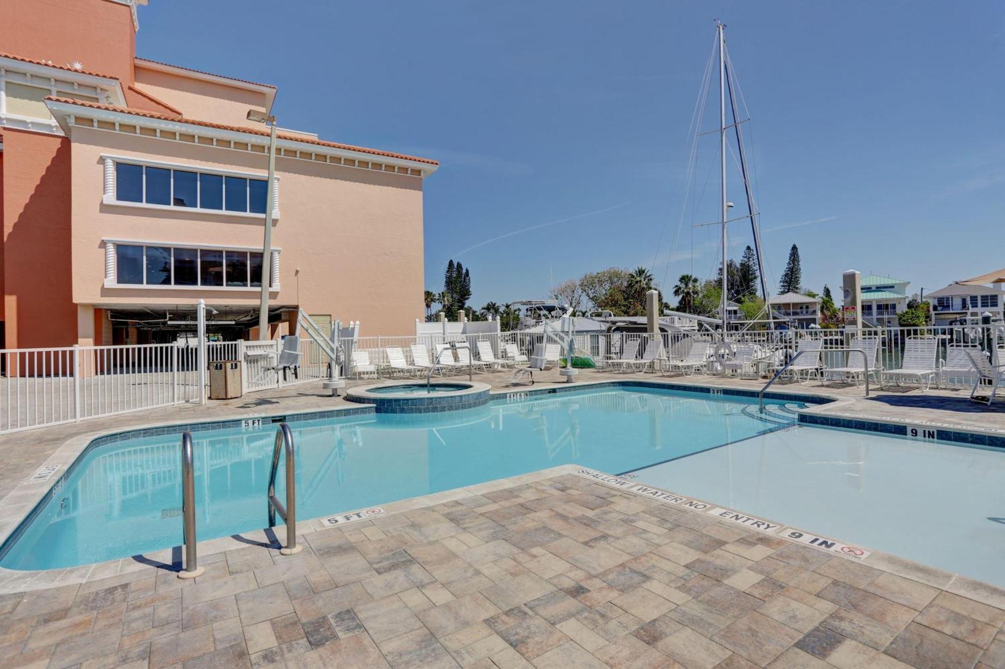 Madeira Bay Resort I 1505 سانت بيتي بيتش المظهر الخارجي الصورة